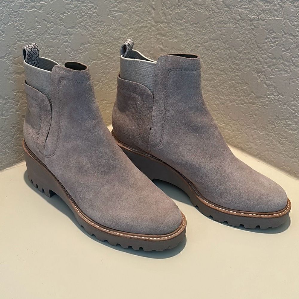 Dolce Vita Womens 10 Huey Platform Ankle Boots Bootie Sand Tan Lug Sole NWOT